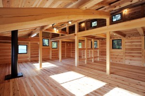 雨降りを楽しむ家　２階